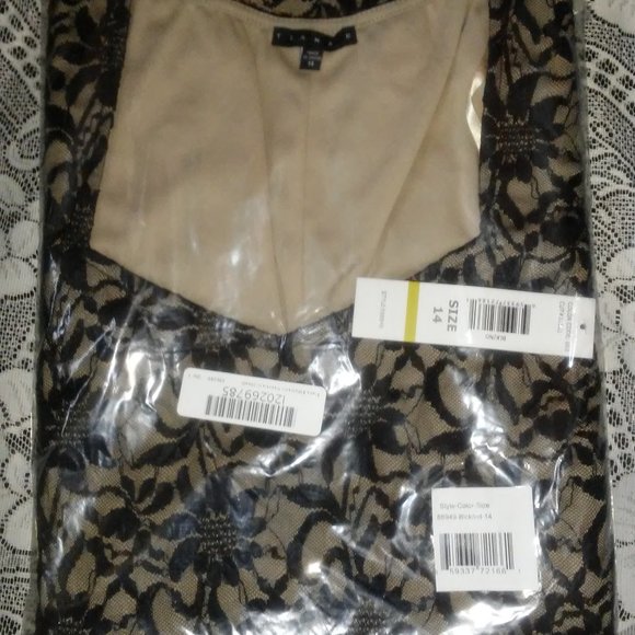 TianaB Sleeveless Sheath Sweetheart Neckline Dress - Picture 4 of 4